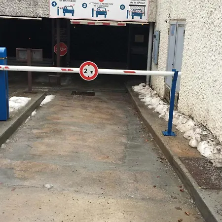 Spacieux T2 Avec Wifi, Parking Inclus, Proche Centre * Chamonix